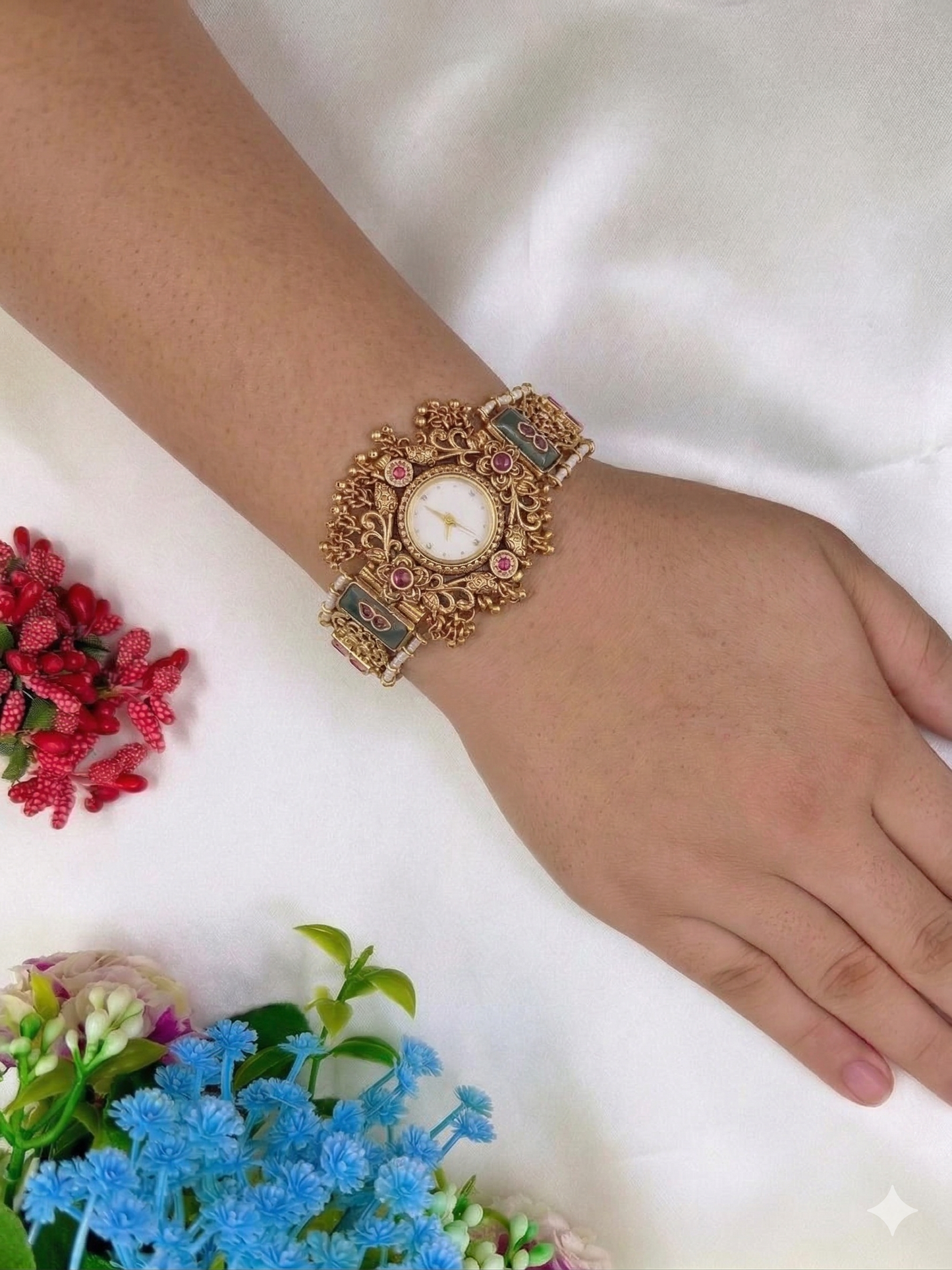 Pranita Heritage Watch Bracelet