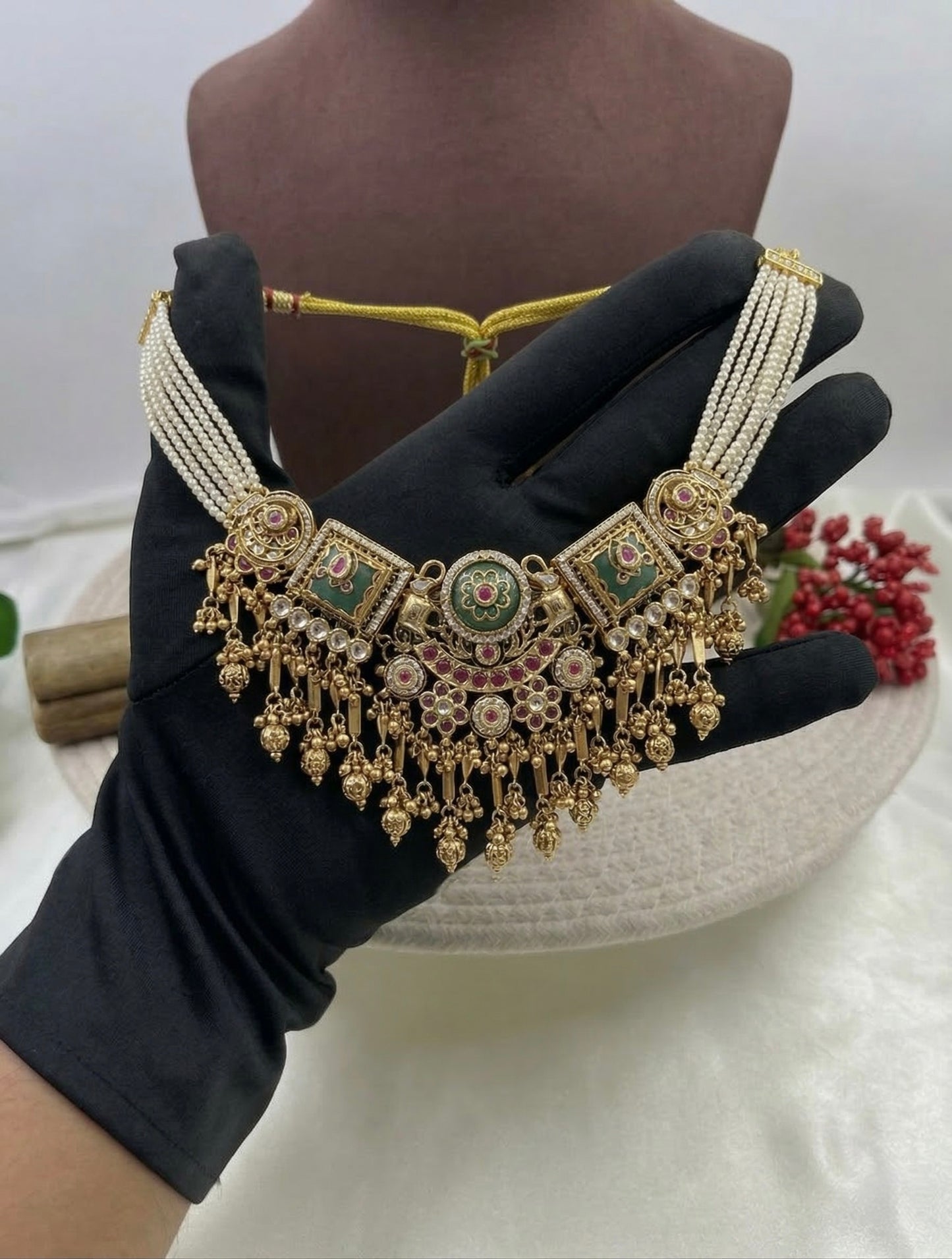 Tara Victorian Traditional Necklace