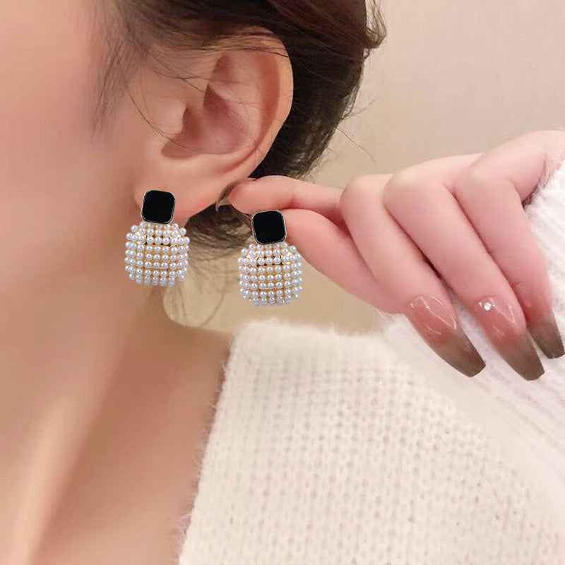 Mimi-0028 (Black)