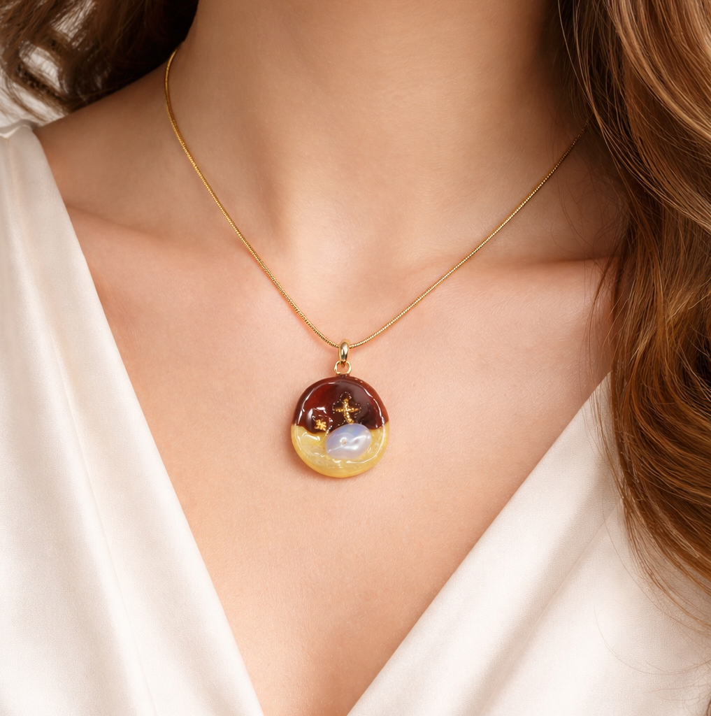 Quadra Textured Gold Pendant – Abstract Square Gemstone Statement Necklace