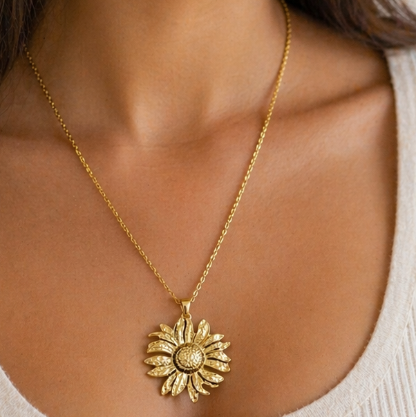 Solis Textured Gold Sunflower Pendant – Detailed Flower Statement Necklace