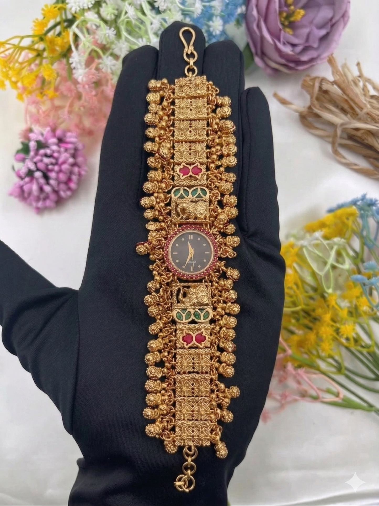 Rozy Heritage Watch
