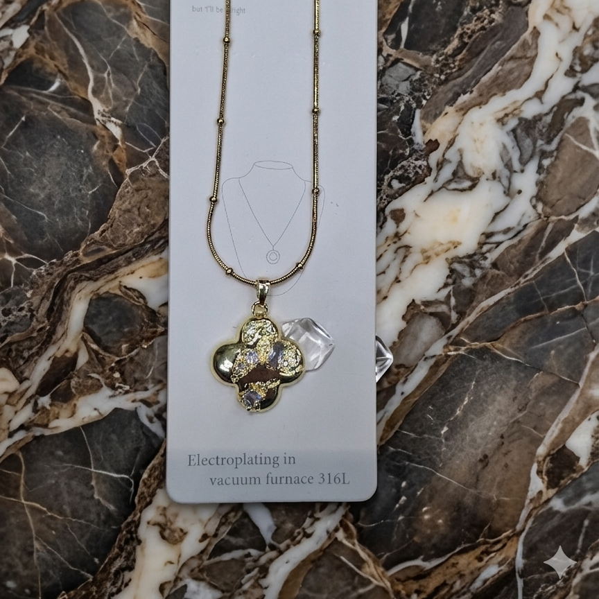 Amethyst Clover Textured Gold Pendant – Lavender Crystal & Diamond Accent Necklace