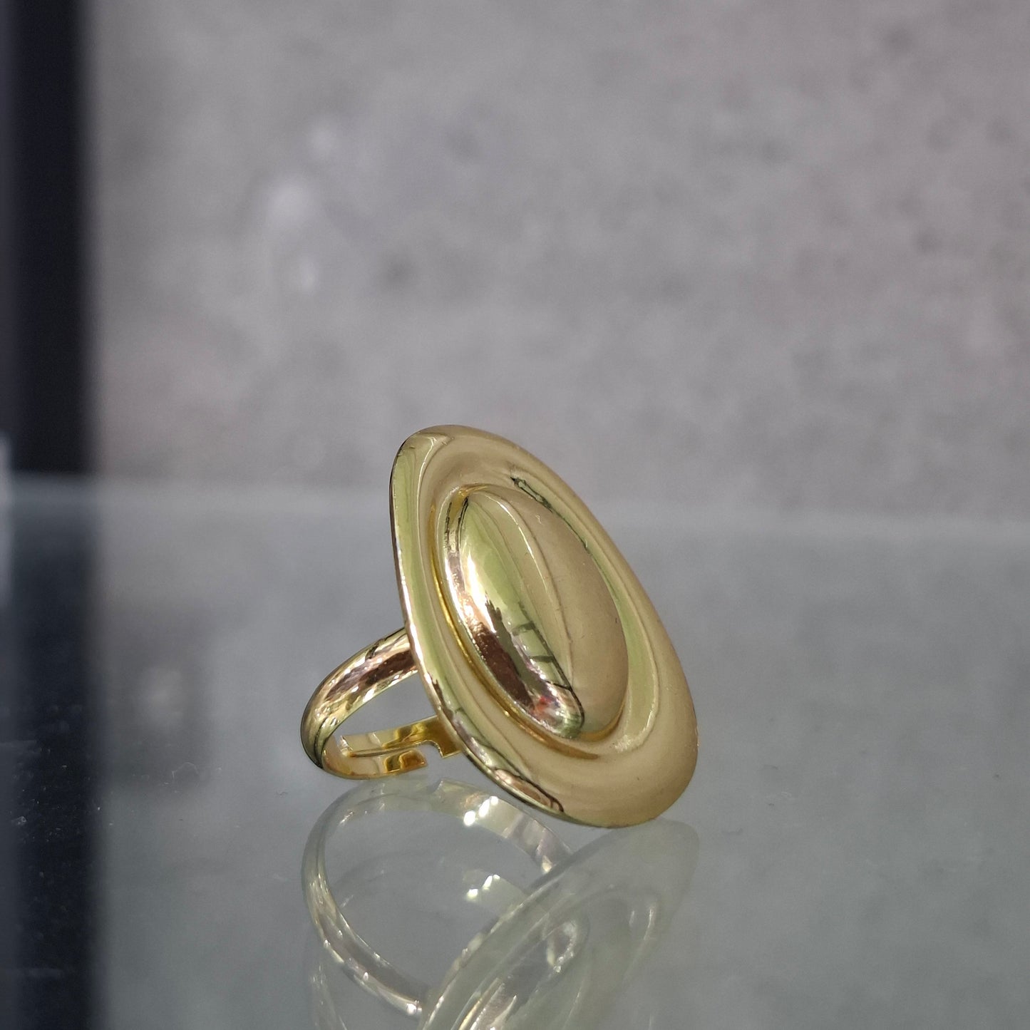 18K Gold Plated Oval Disc Statement Ring | Minimalist High-Shine Jewelry