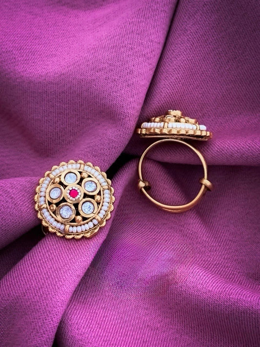 Riwaayat Moissanite Ring (Adjustable)