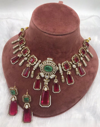 Sheesh Mahal Premium Kundan Necklace