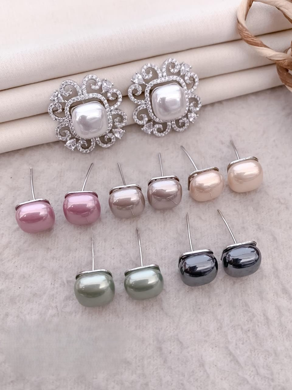Rohini Victorian Pearl Earring
