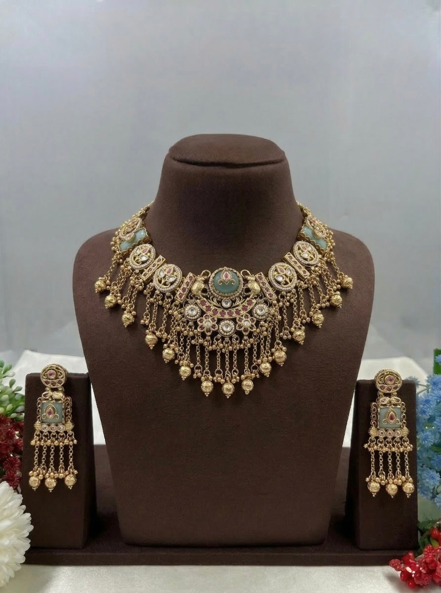 Priya Traditional Victorian Necklace