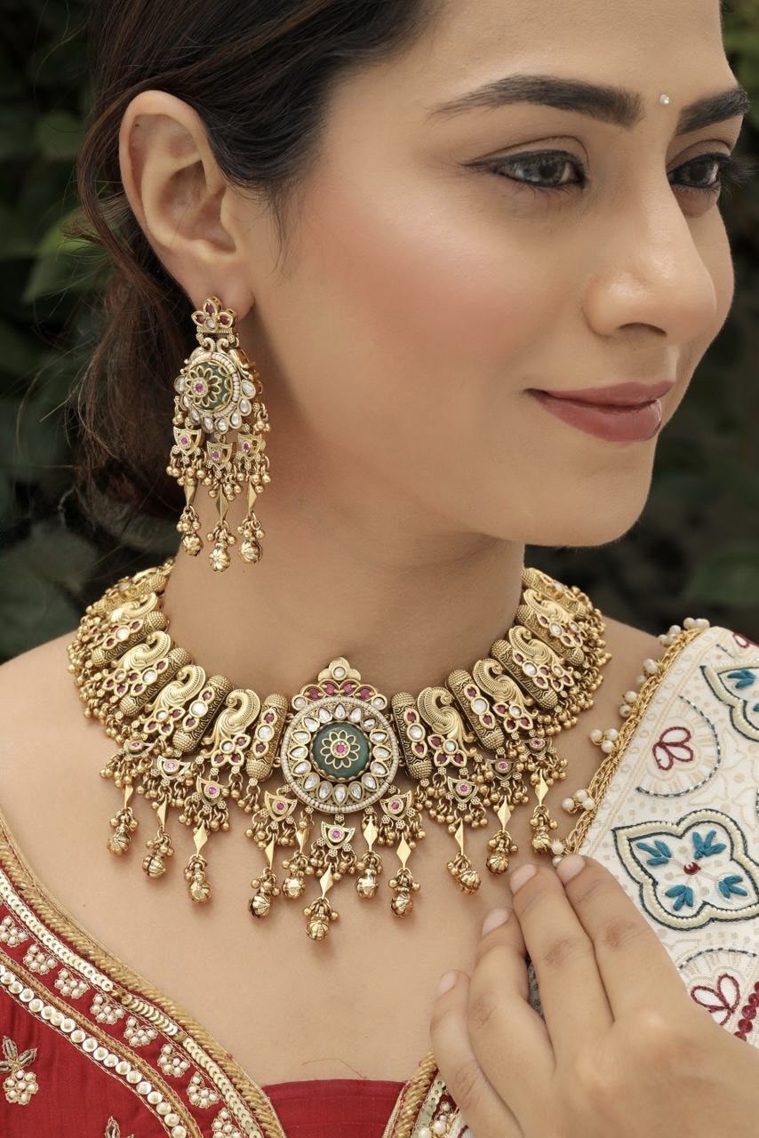Sarika Traditional Victorian Necklace