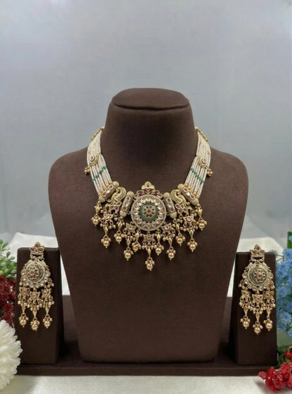 Kirti Traditional Victorian Necklace
