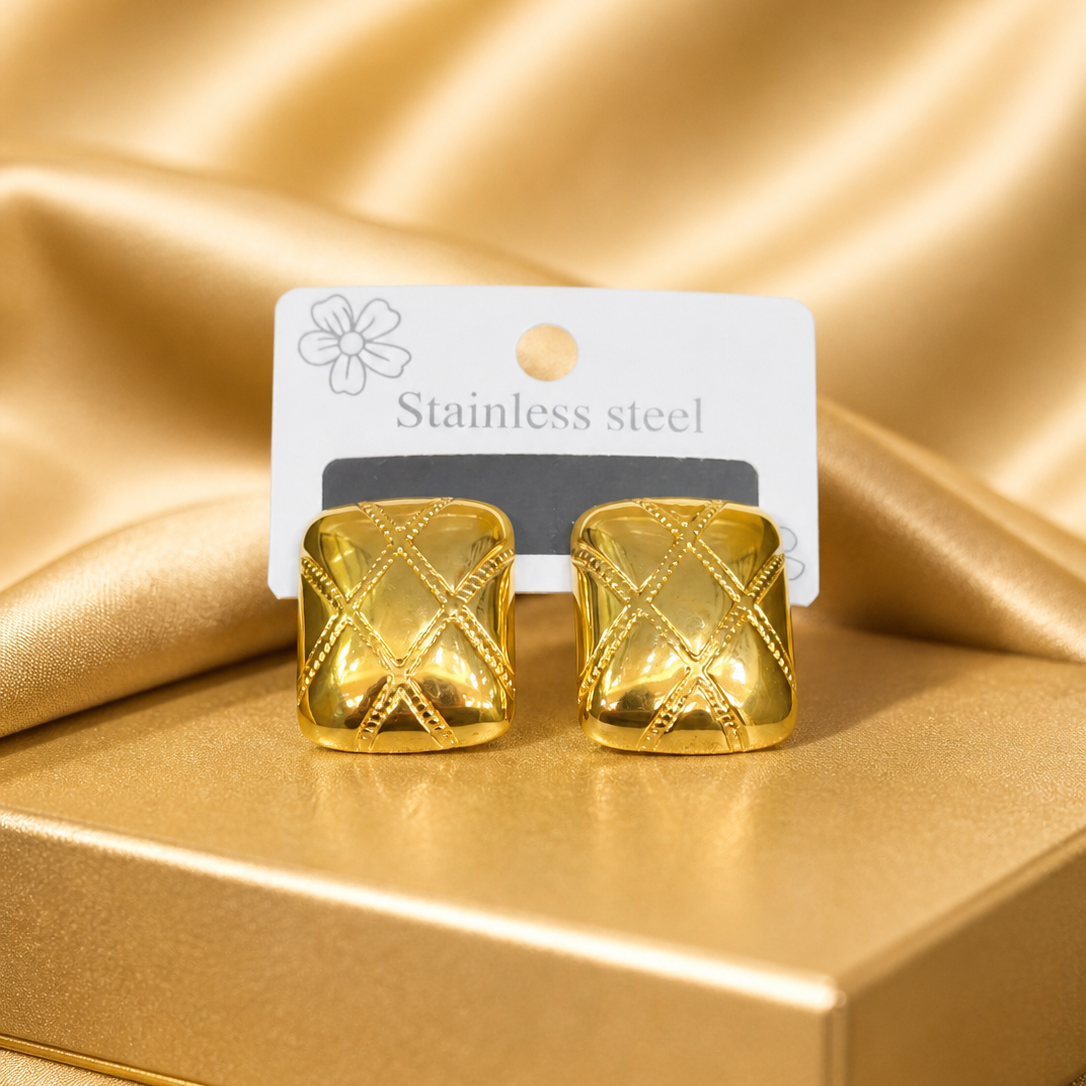 Luxury Gold Textured Stainless Steel Stud Earrings for Women