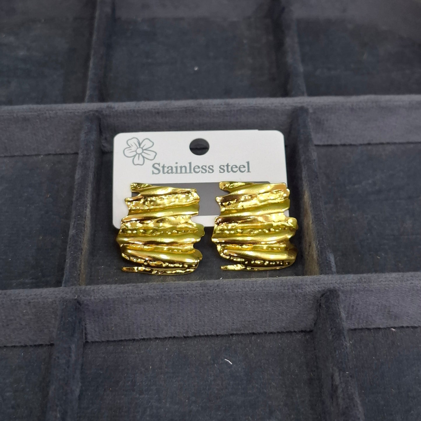 Luxury Gold Textured Stainless Steel Statement Earrings for Women