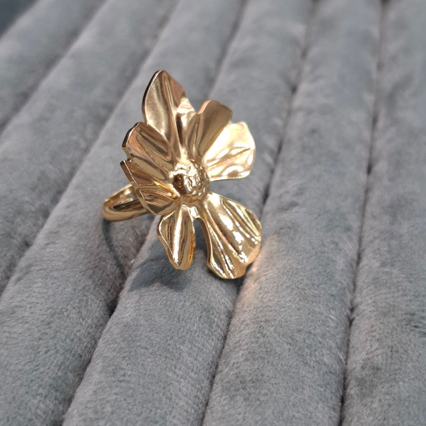 Gold Bloom Statement Ring | Elegant Botanical Style for Weddings, Parties & Gifting