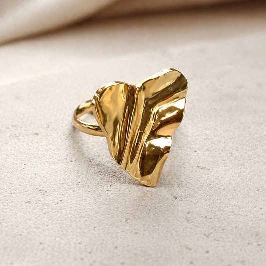 Gold Abstract Flutter Heart Ring – Rippled Metal Statement Cocktail Ring